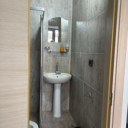 Goezde Quarto em Acomodações Particulares *